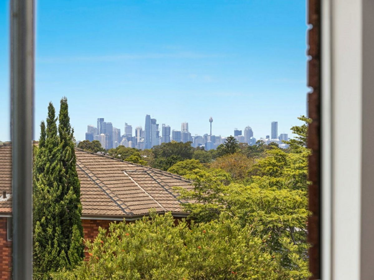 8/8 Harvard Street, Gladesville - image 2
