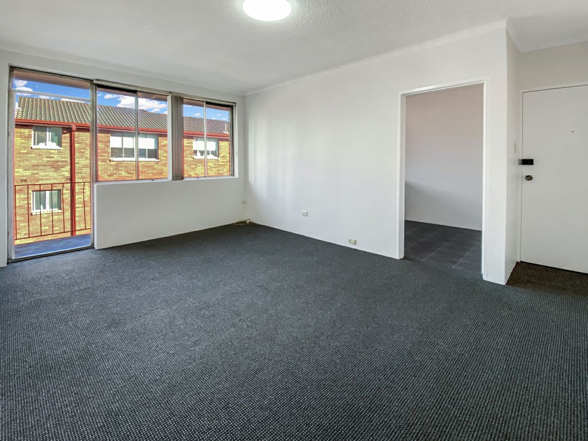 12/6 Curzon Street, Ryde - image 1