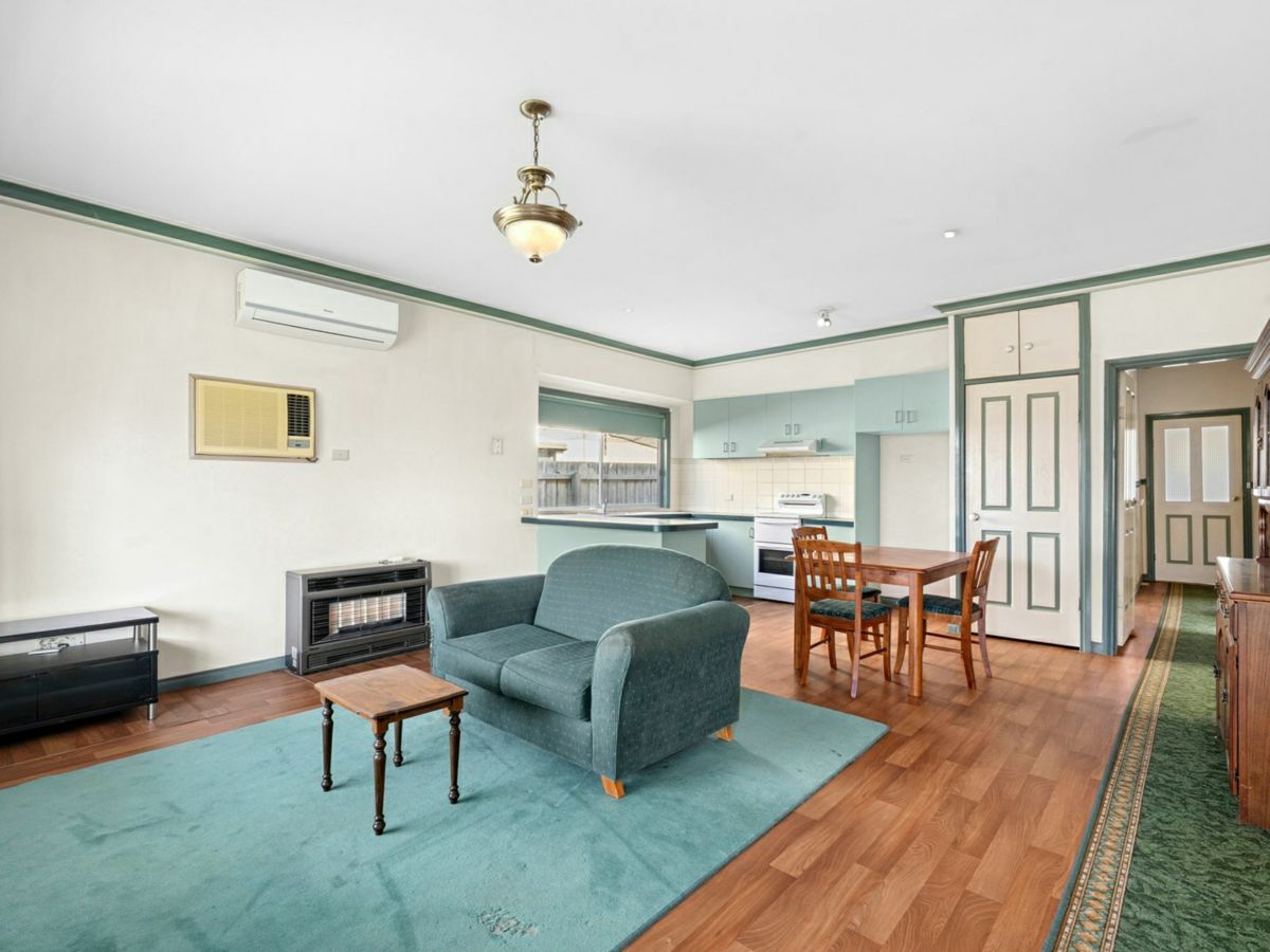 1/11 Alder Crescent, Bell Park - image 3