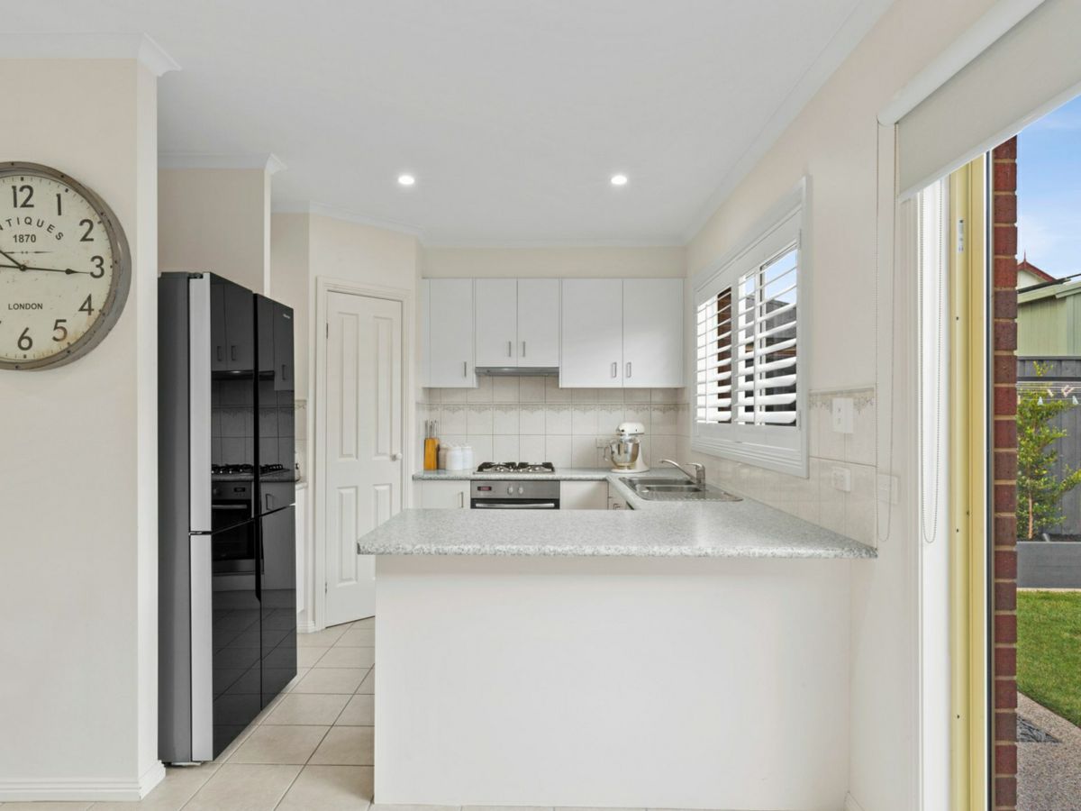 4 Ursa Street, Belmont - image 3