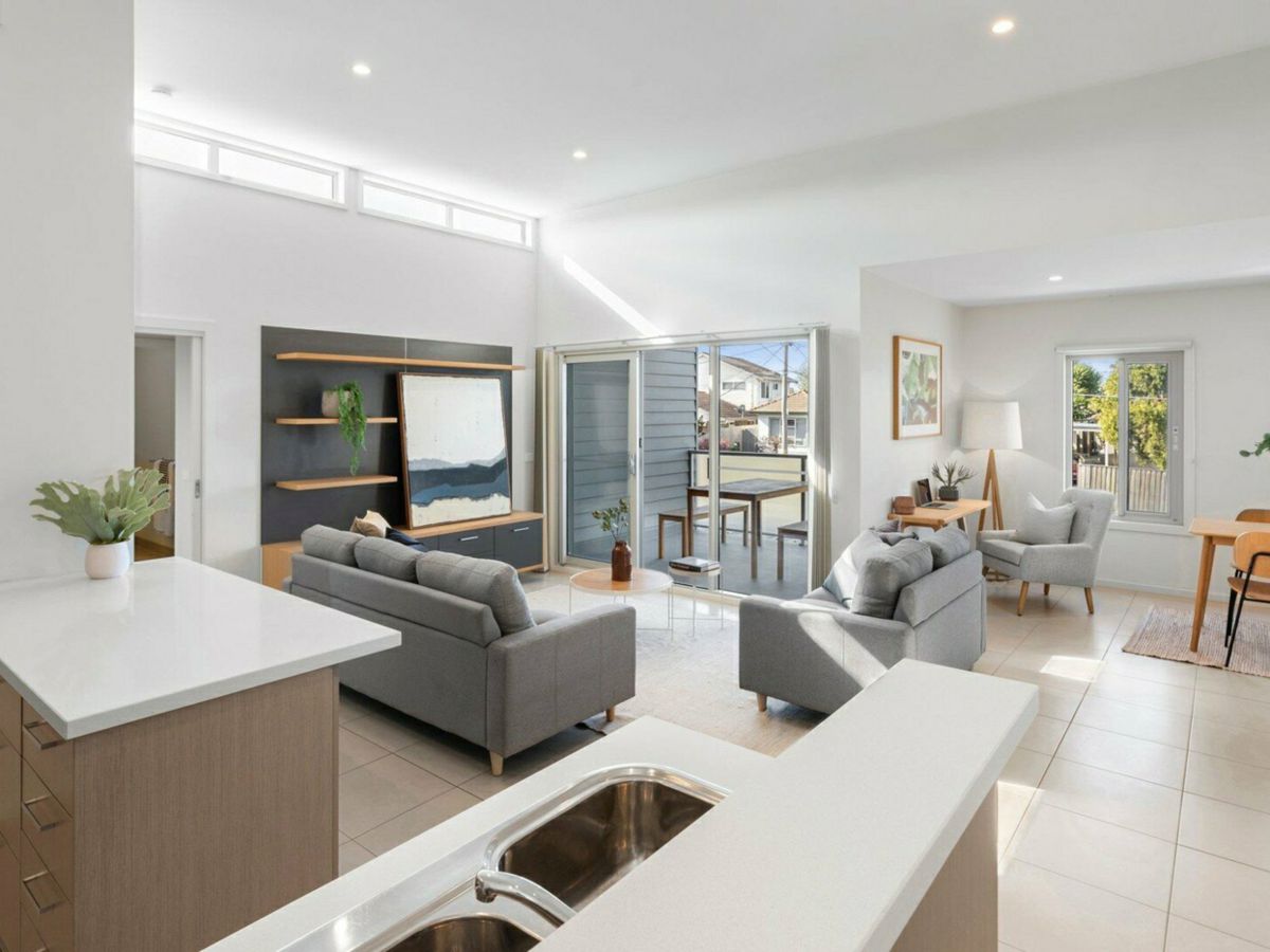 1/168 Francis Street, Belmont - image 1