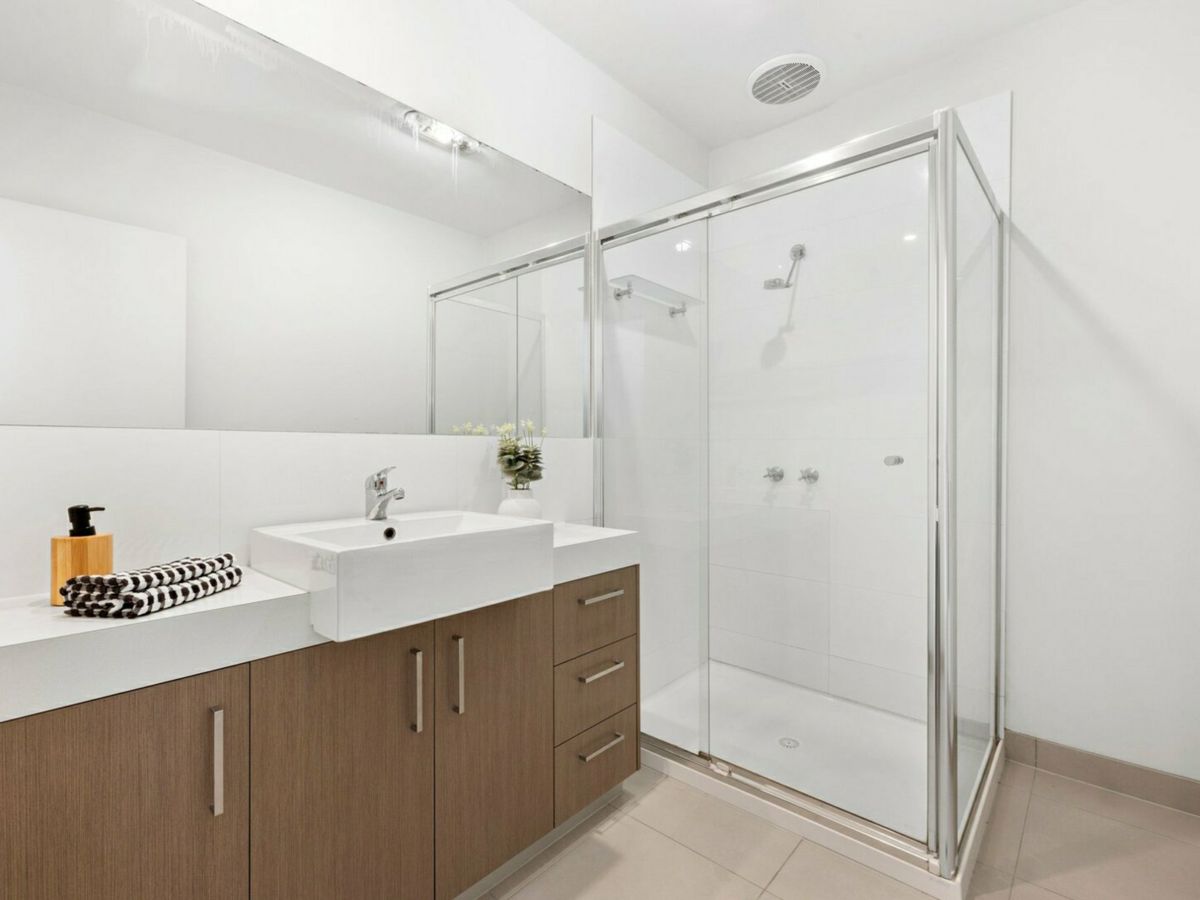 1/168 Francis Street, Belmont - image 3
