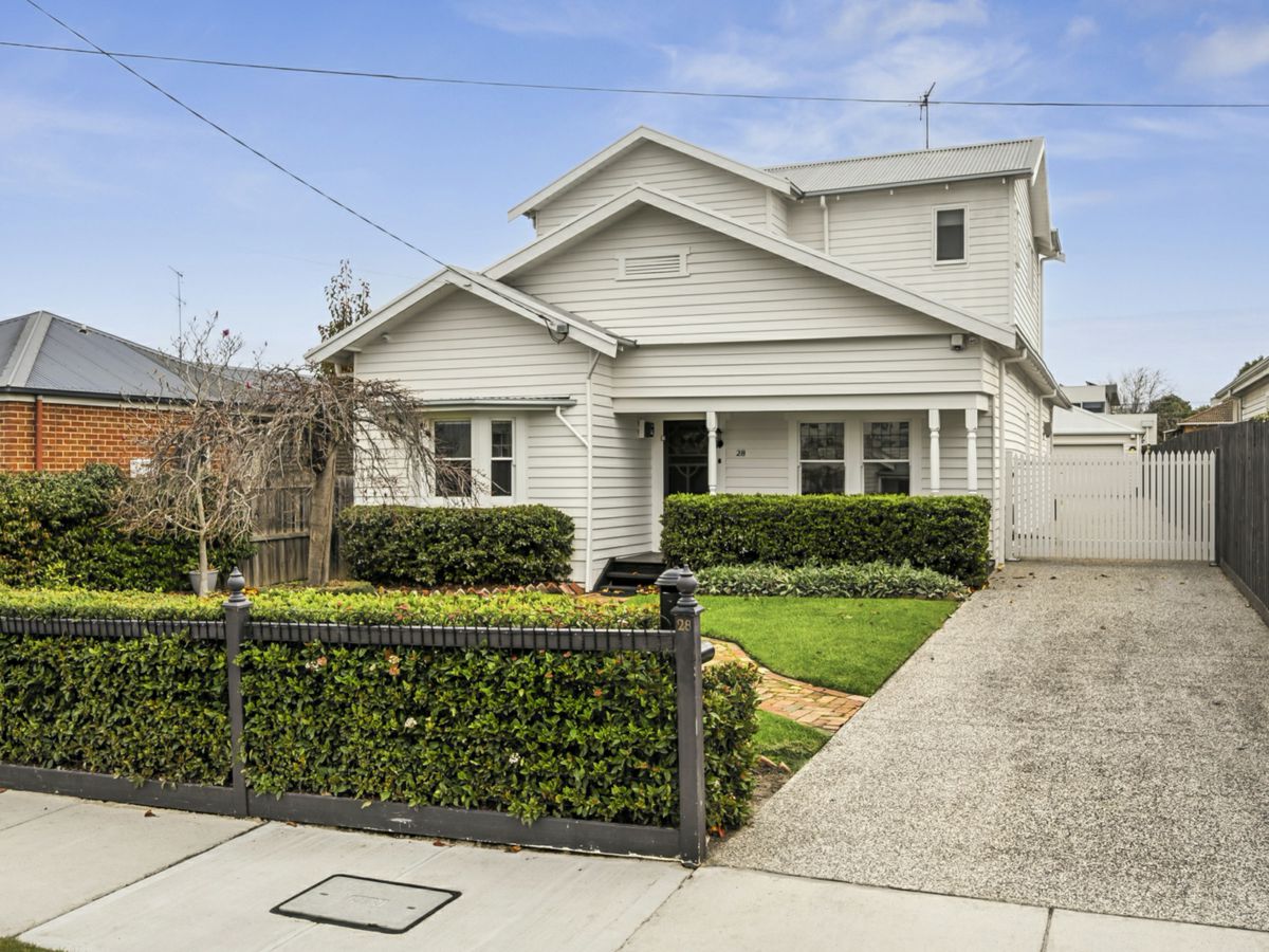 28 Belfast Street, Newtown - image 1