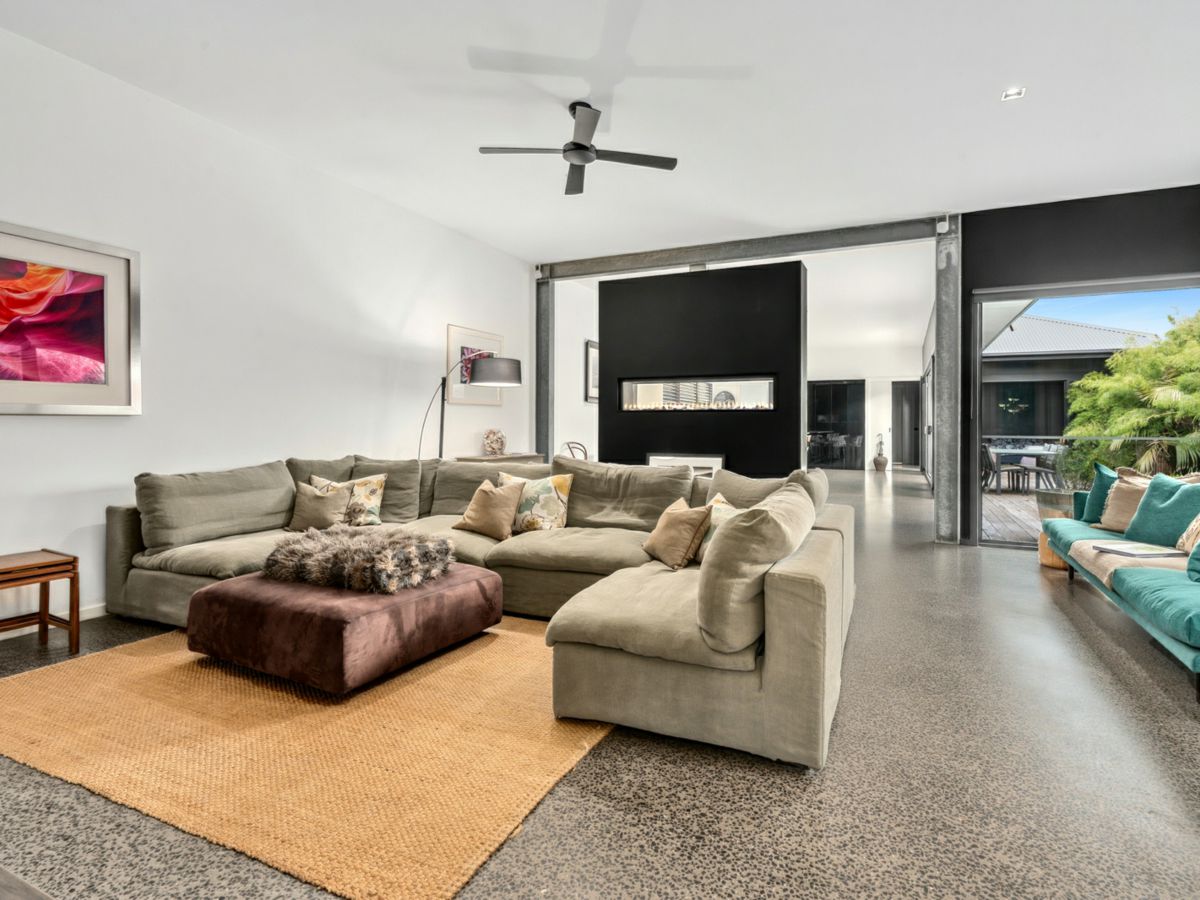 32 Gurr Street, East Geelong - image 2