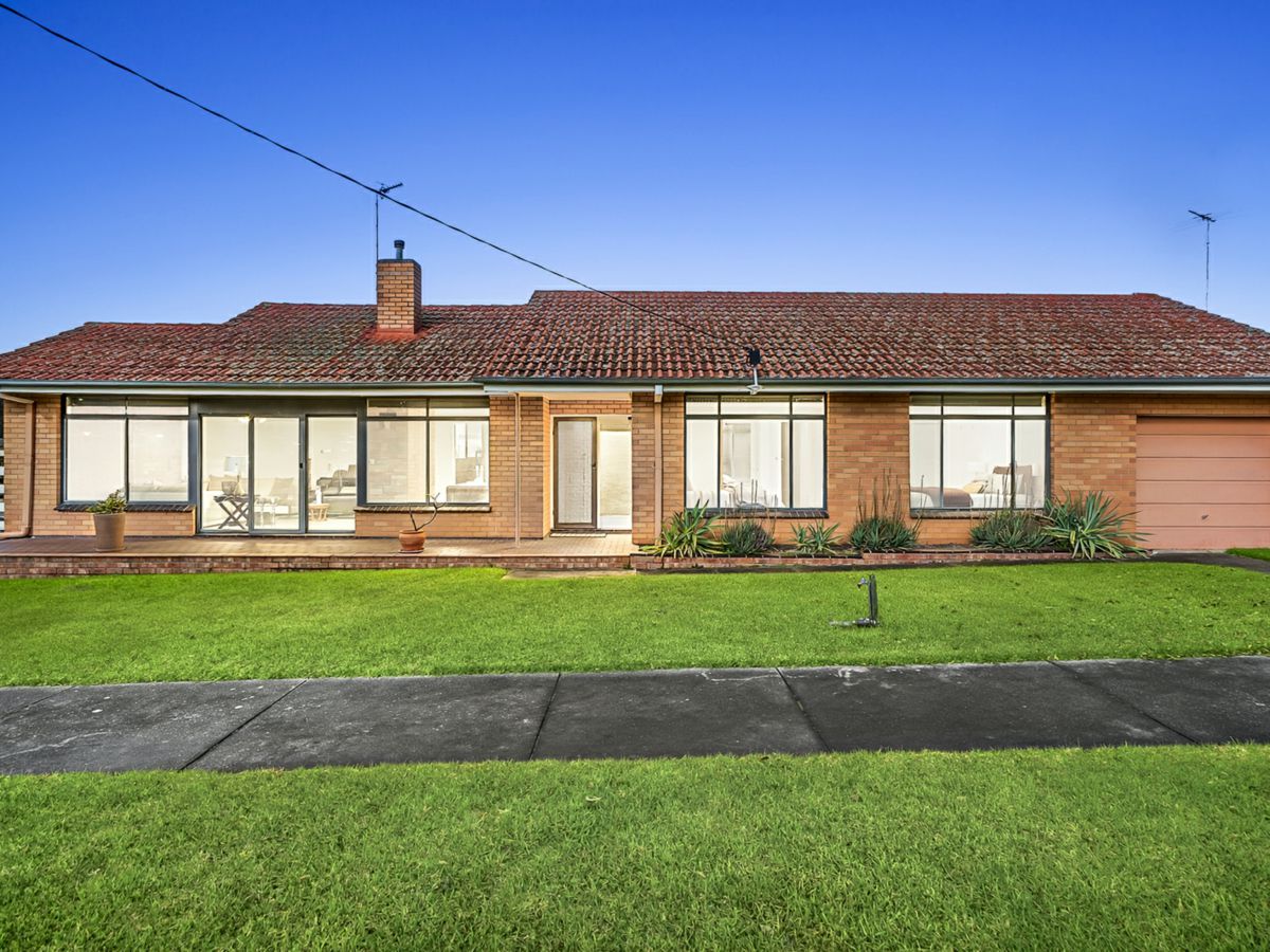 14 Glyn Street, Belmont - image 1