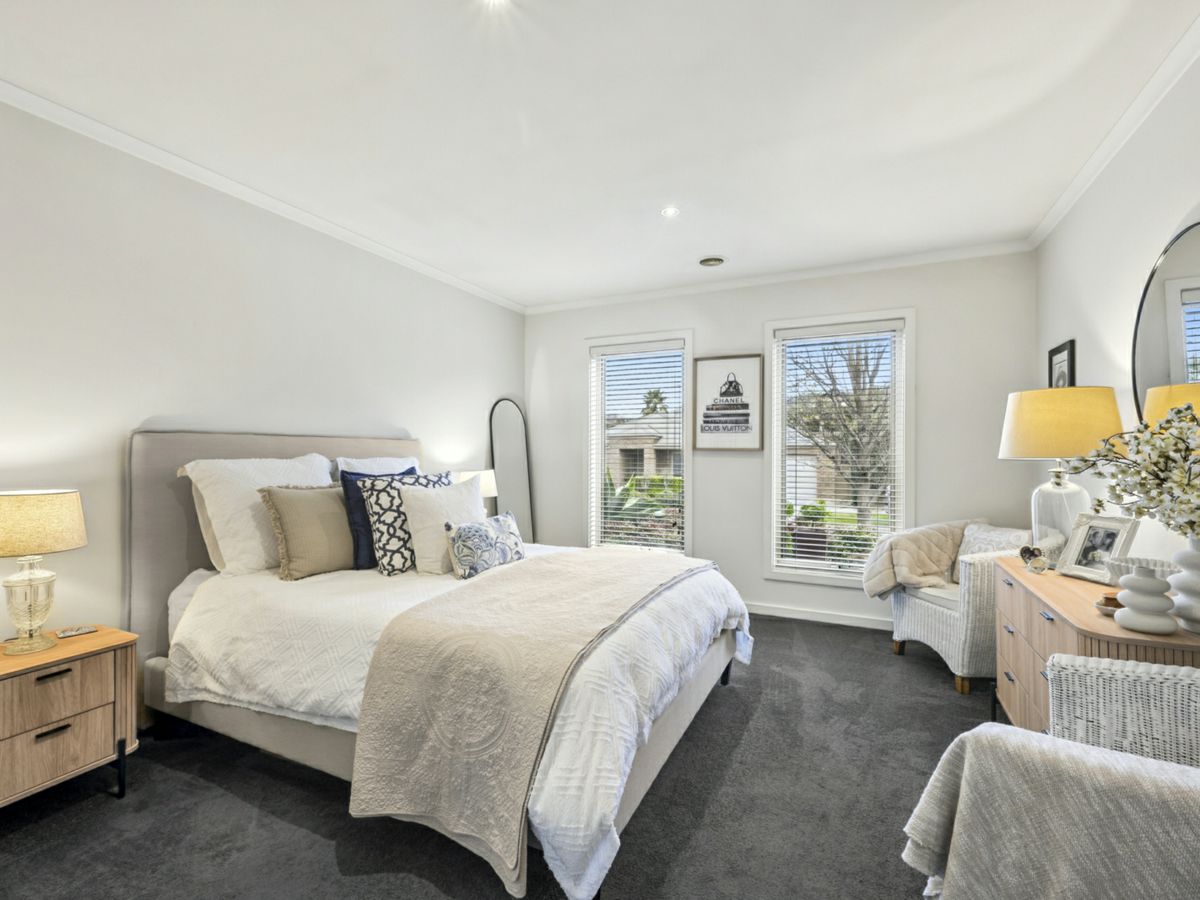 5 Madeline Drive, Wandana Heights - image 2