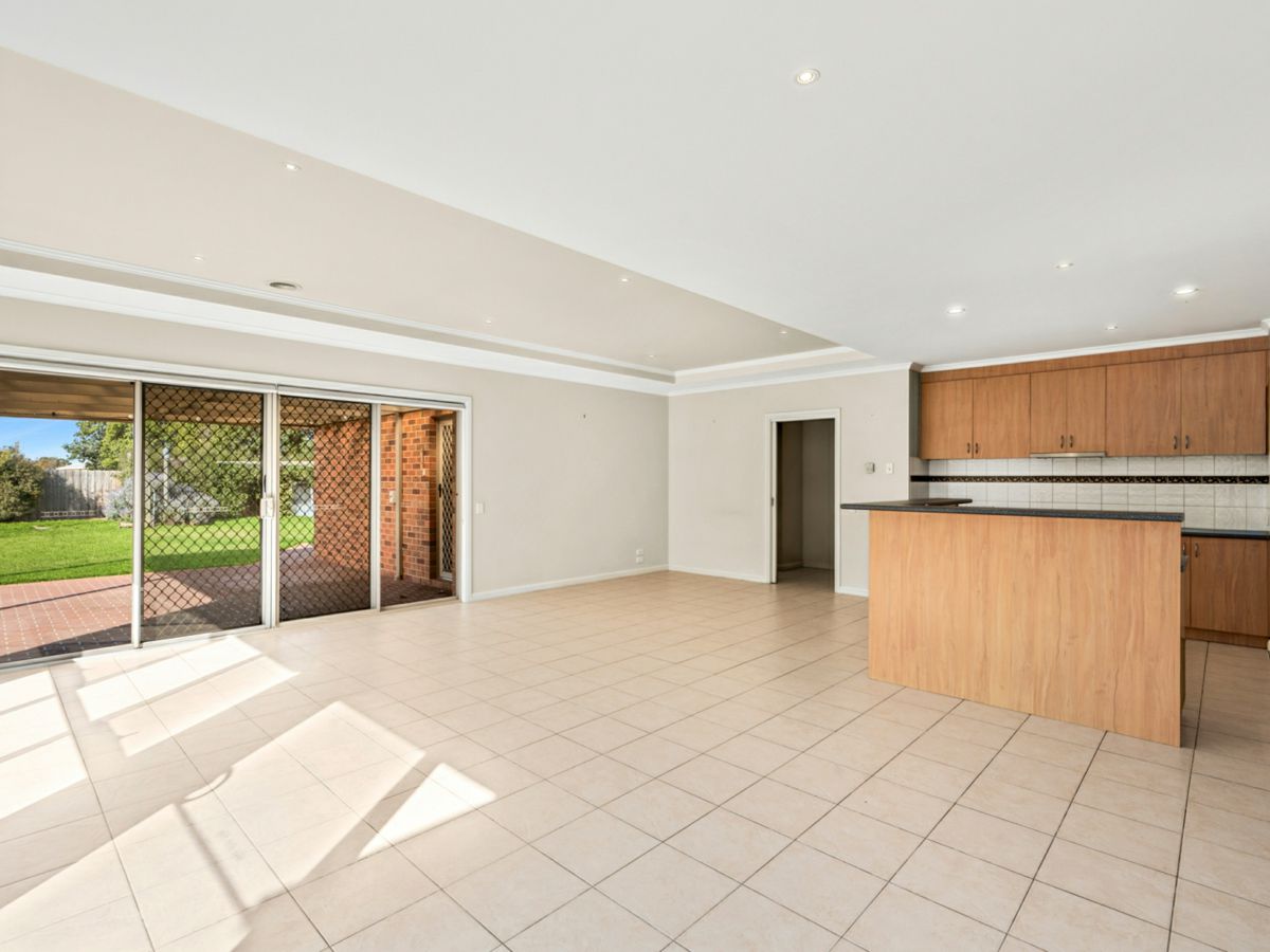 21 Tabess Court, St Albans Park - image 2