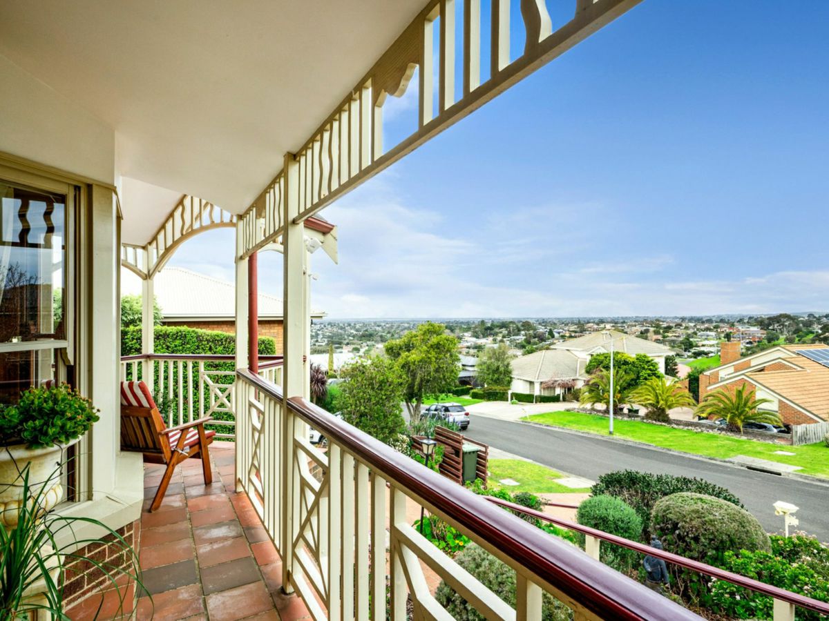 12 Triumph Court, Highton - image 2