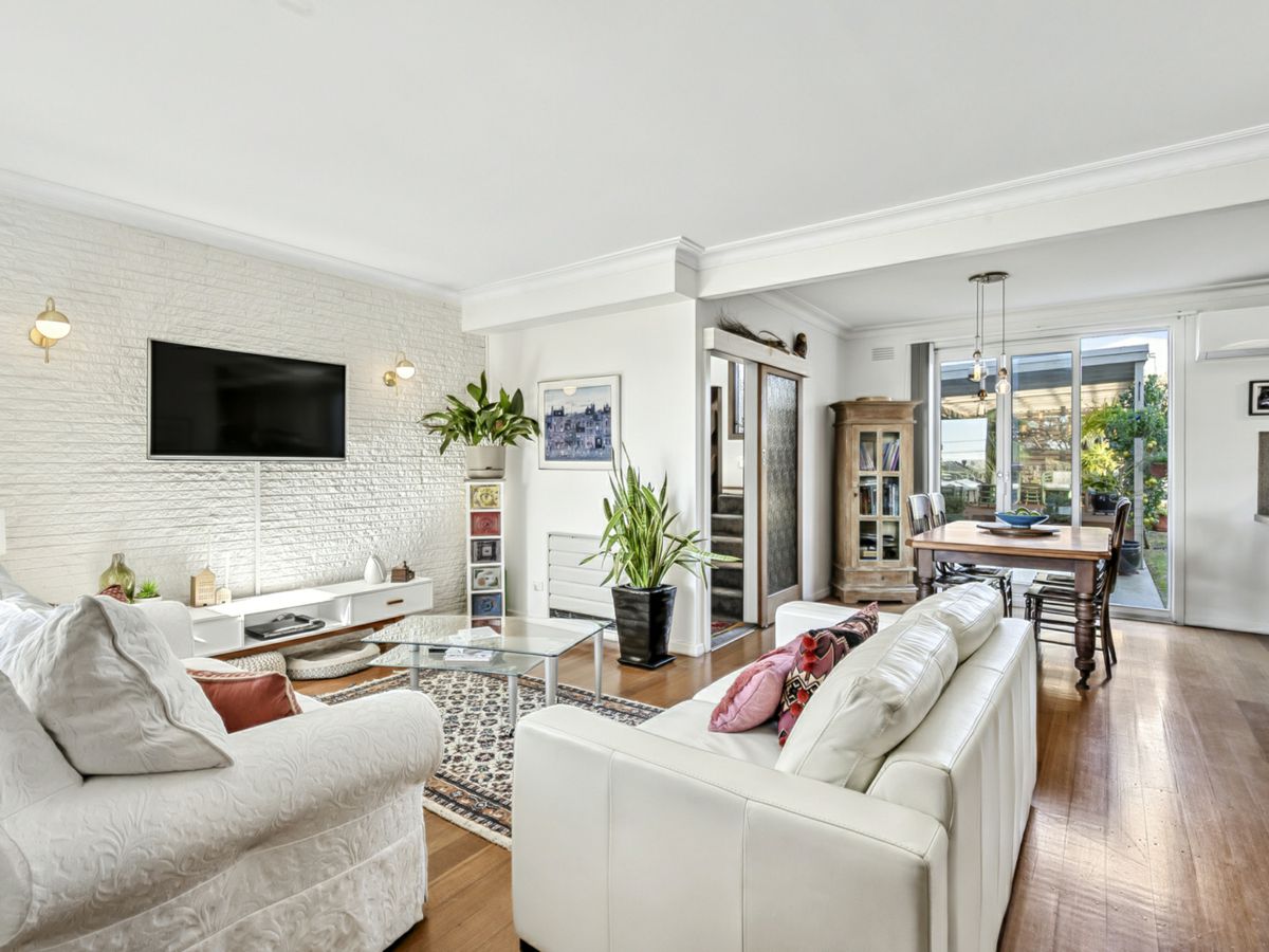 81 Newton Avenue, Bell Post Hill - image 2