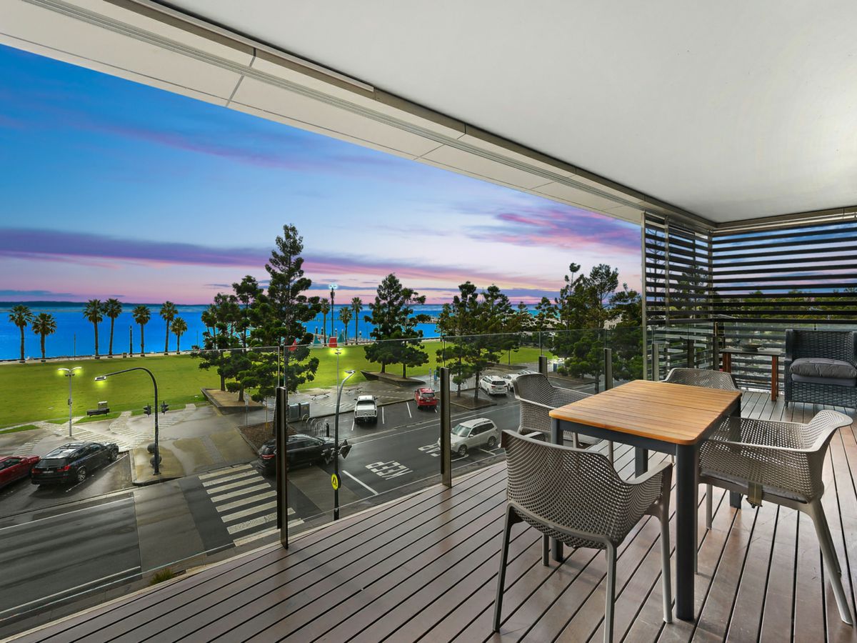 205/6 Eastern Beach Road, Geelong - image 3