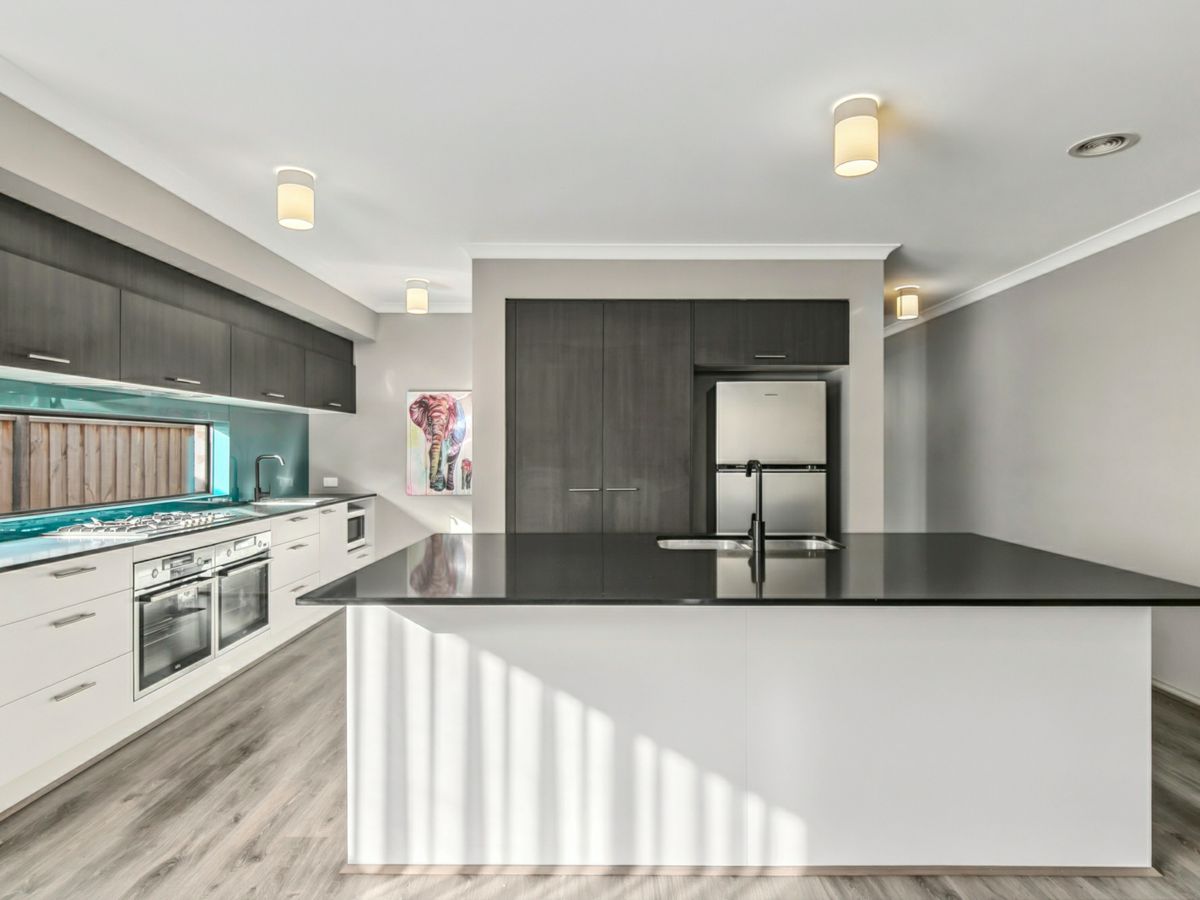 80 Cedar Road, Lara - image 2