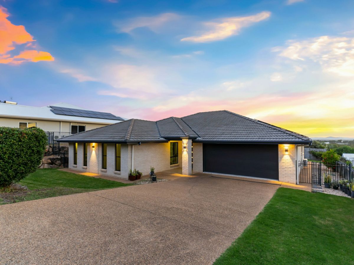 14 Skyline Drive, Norman Gardens - image 1