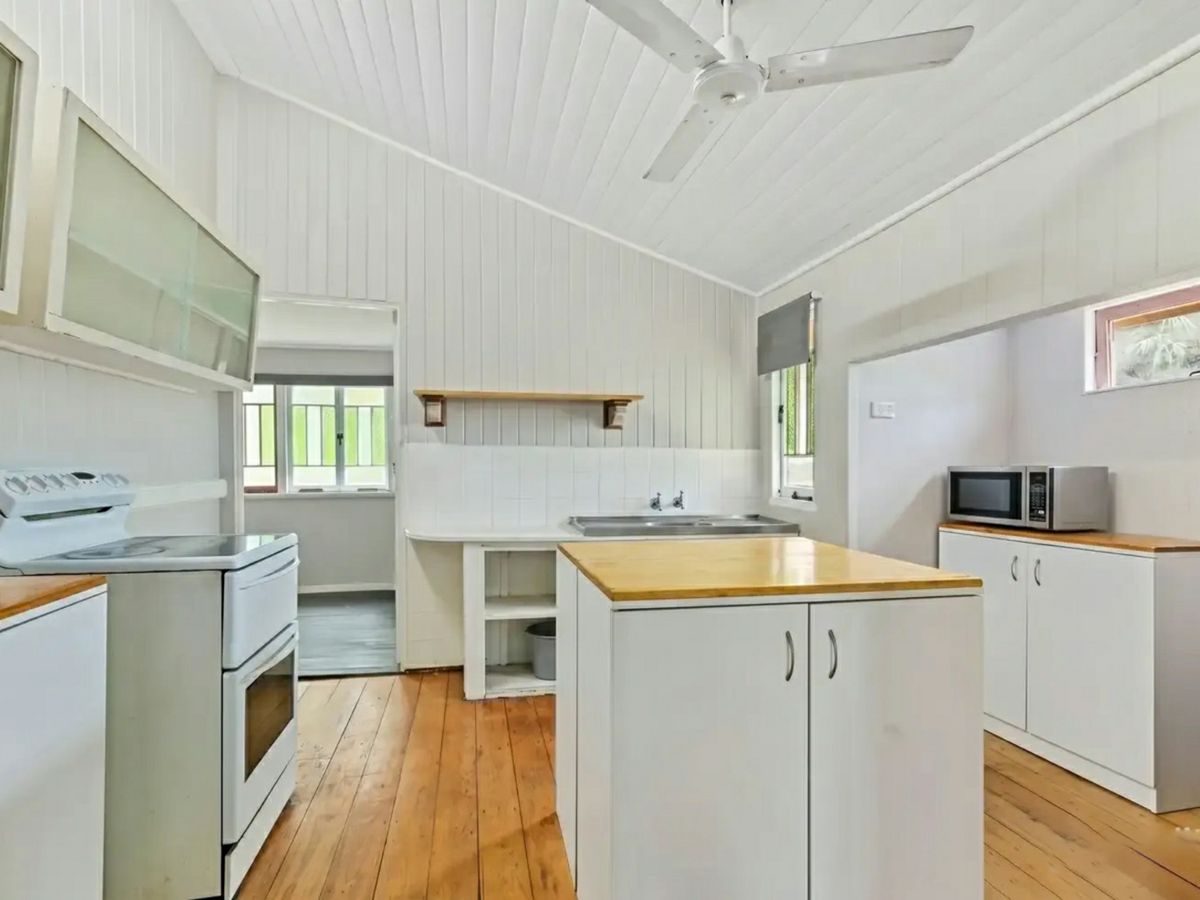 70 Park Street, Park Avenue - image 3