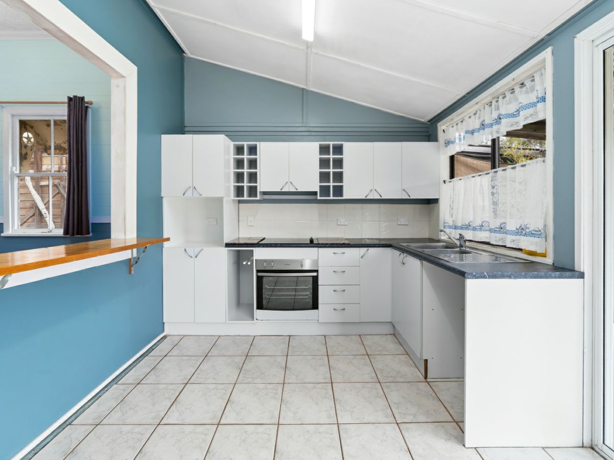 102 James Street, Mount Morgan - image 3