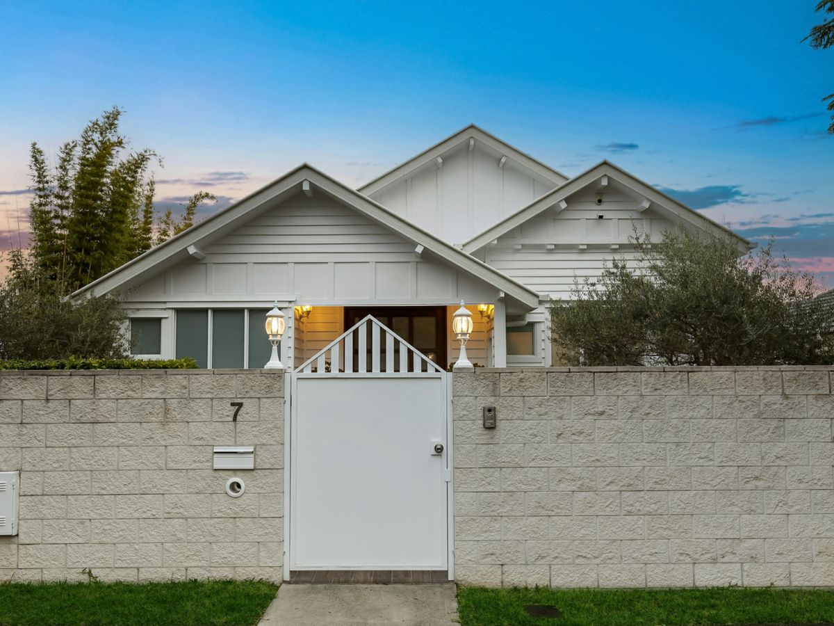 7 Llewellyn Street, NEW FARM