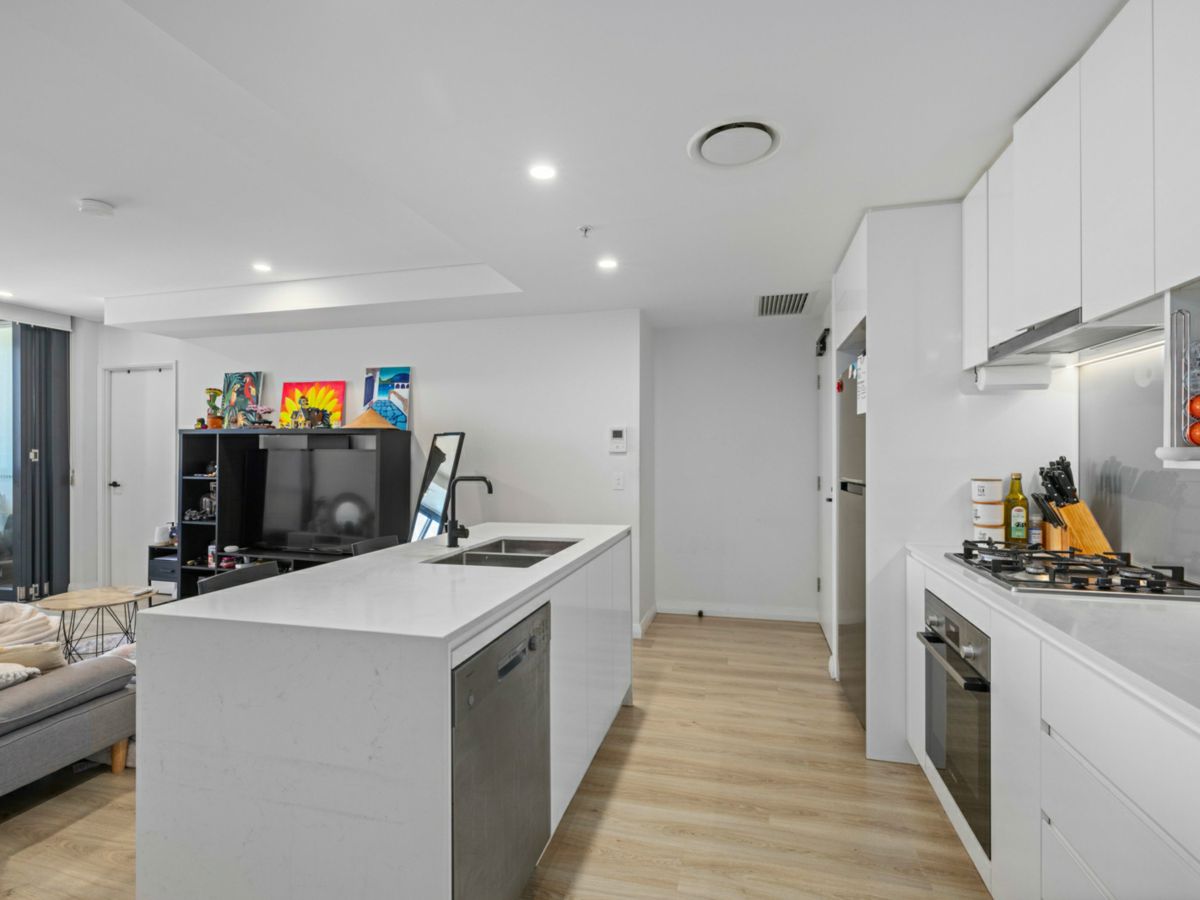 503/275 Wickham Street, Fortitude Valley - image 2