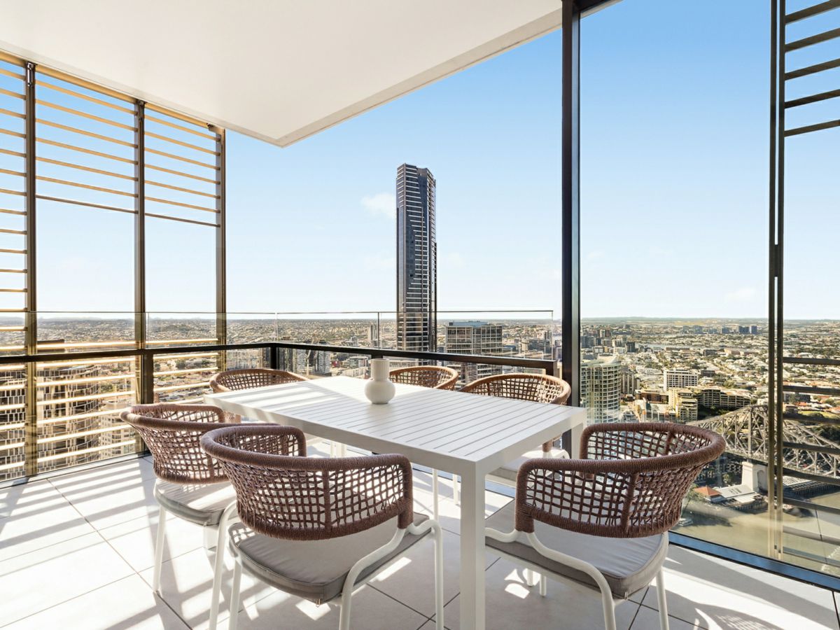 4102/443 Queen Street, Brisbane City - image 2