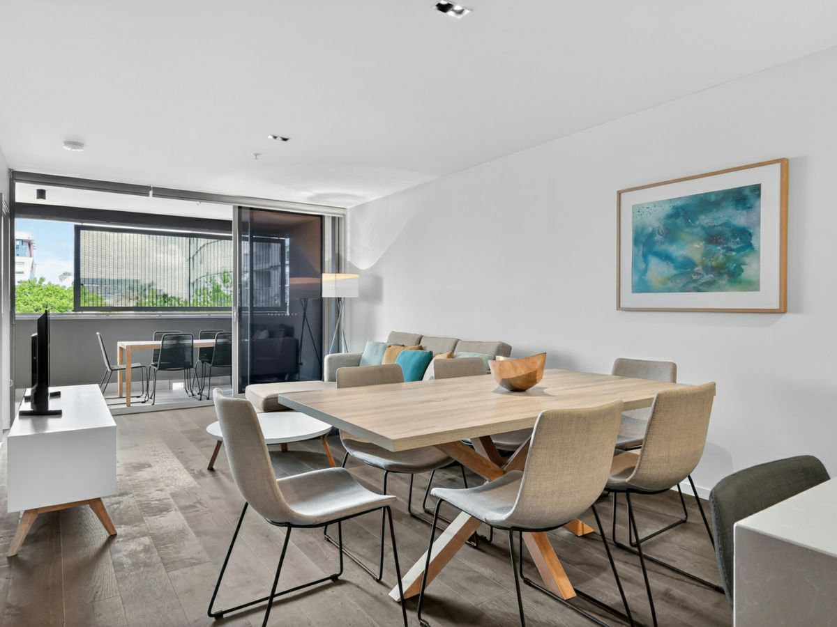 410/70 Longland Street, Newstead - image 1