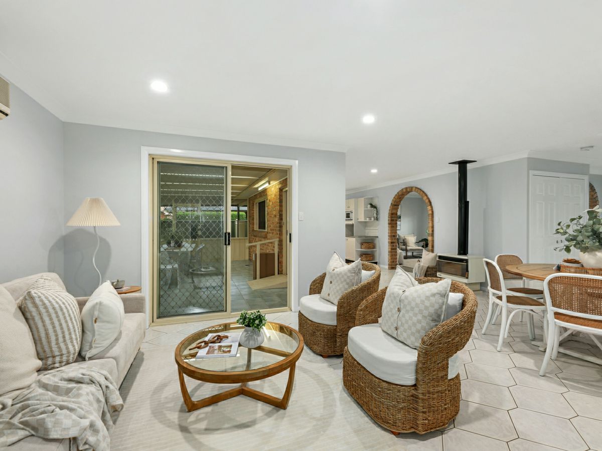 19 Honeysuckle Crescent, Scone - image 2
