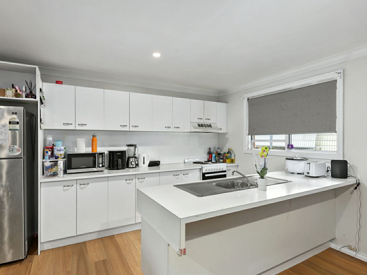 74 Kingdon Street, Scone - image 2
