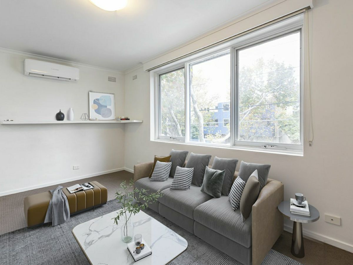 9/13 Crimea Street, St Kilda - image 2