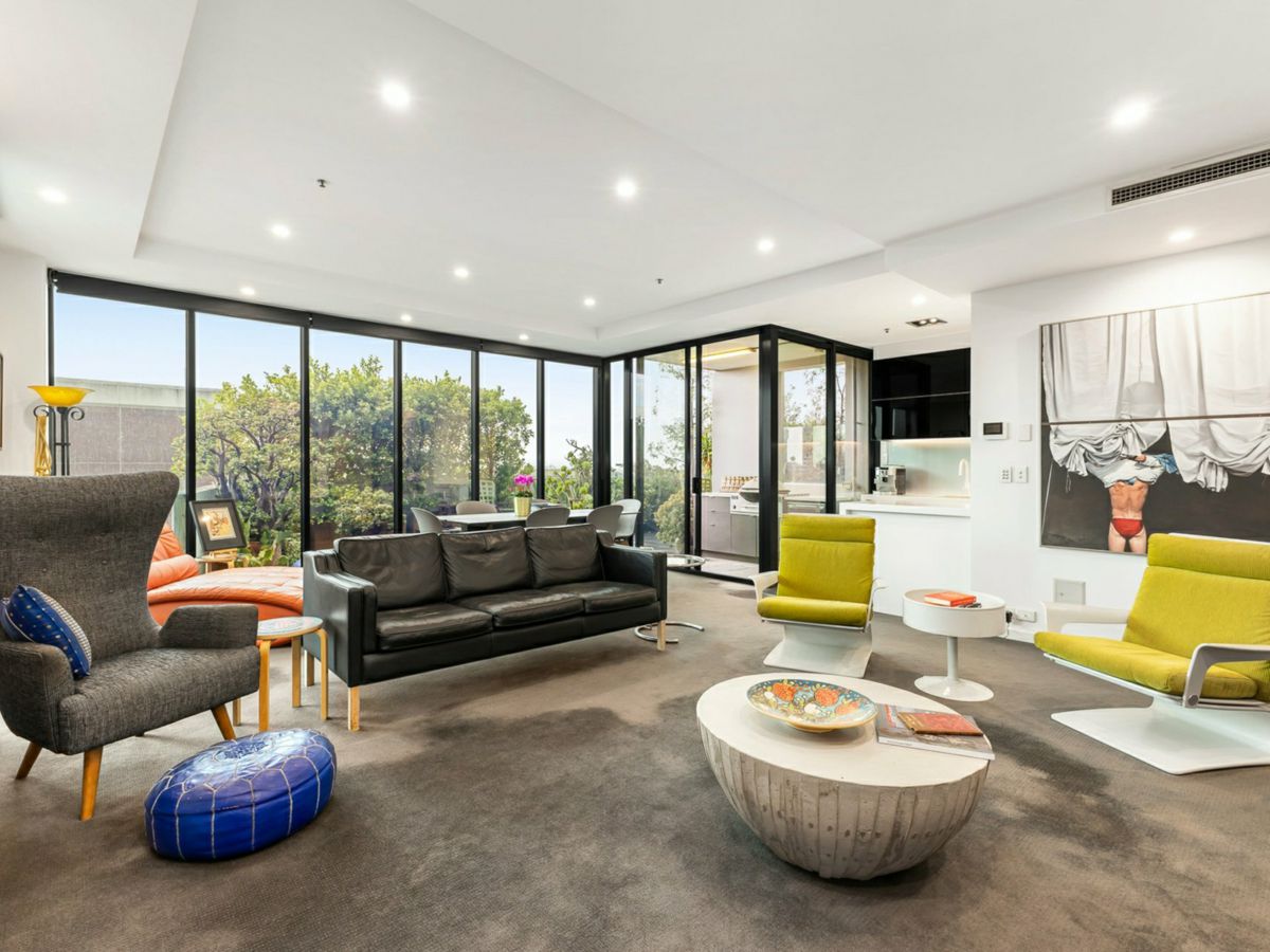 806/582 St Kilda Road, Melbourne - image 2