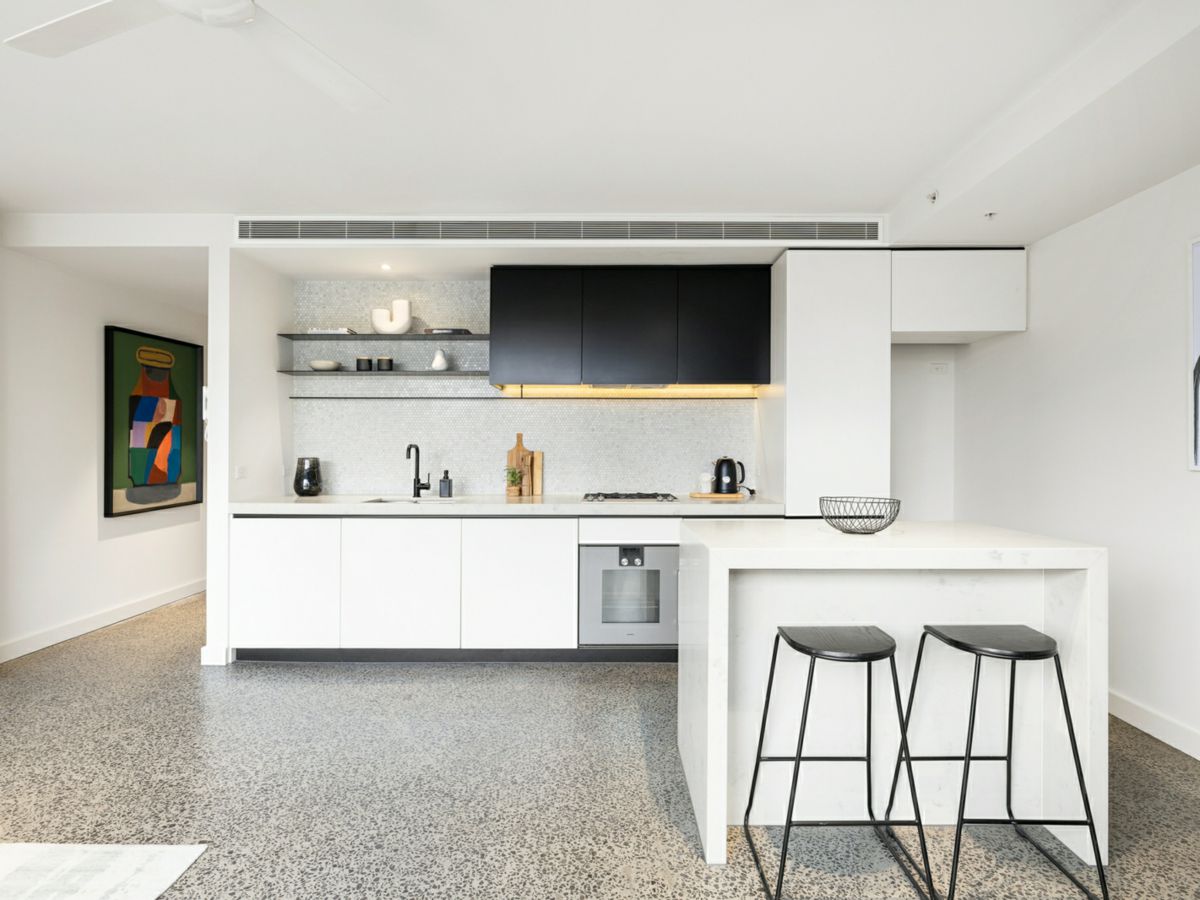 101/55 Wellington Street, St Kilda - image 2