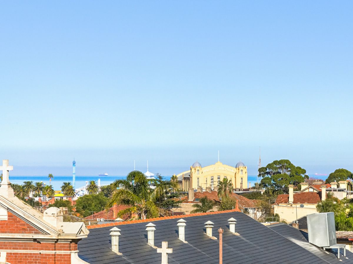12/76 Grey Street, St Kilda - image 3