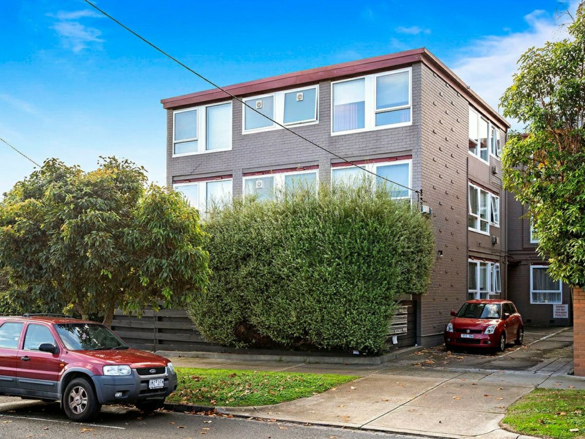 11/134 Brighton Road, Ripponlea - image 1
