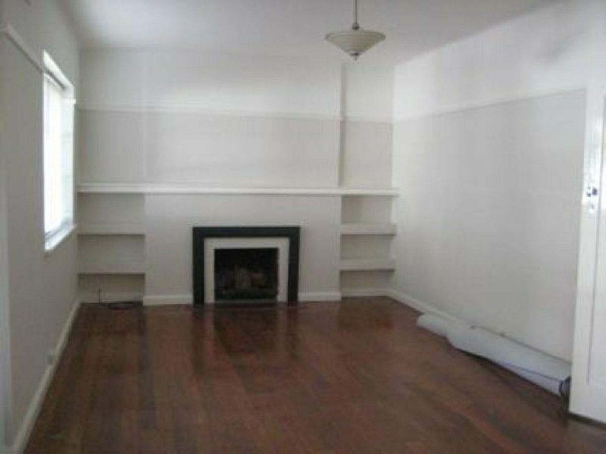 8/245 Dandenong Road, Windsor - image 2