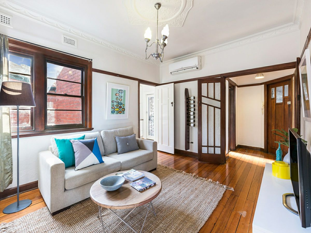 6/103 Barkly Street, St Kilda - image 2