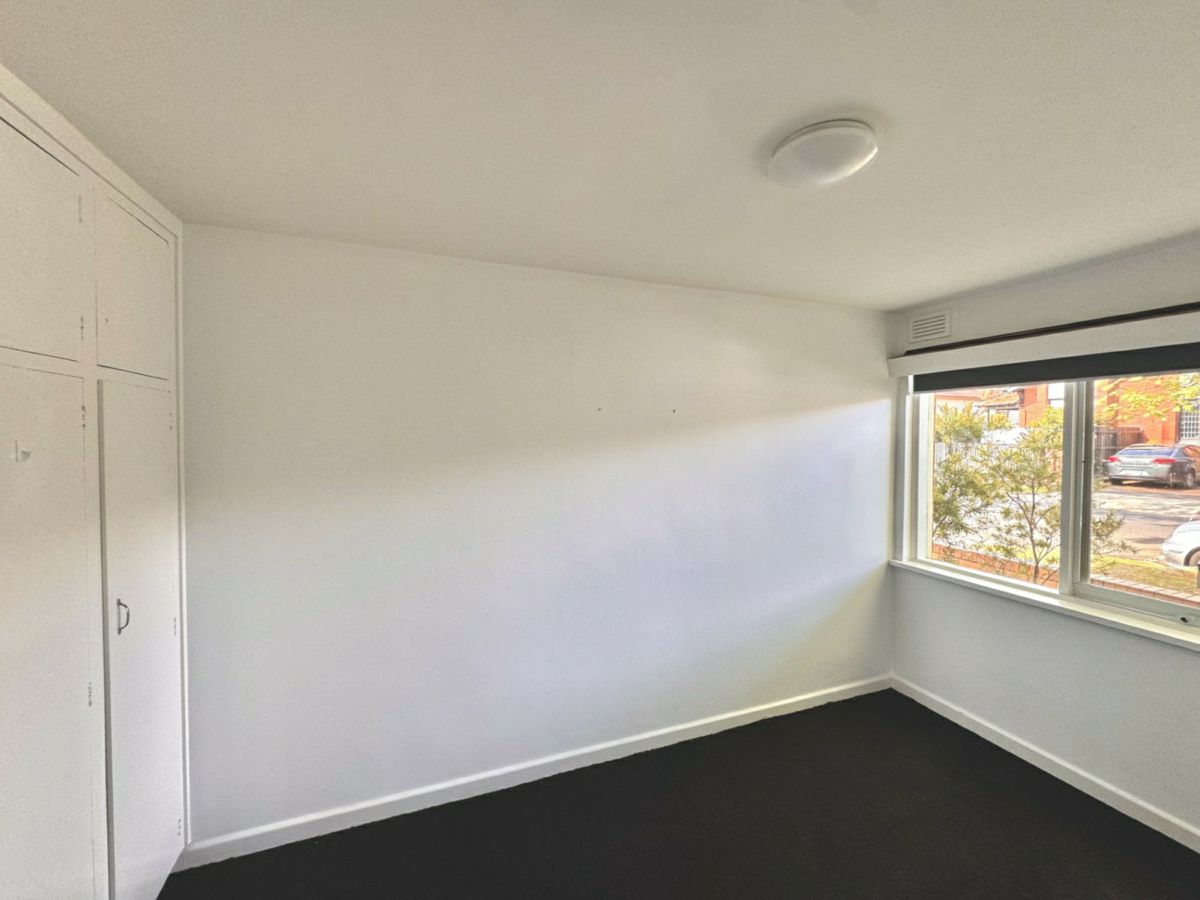 1/14 Carlisle Avenue, Balaclava - image 3
