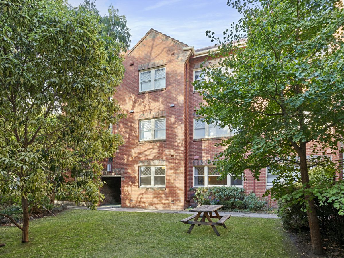 3/17A Milton Street, Elwood - image 1