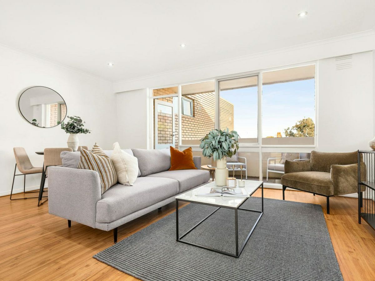 12/76 Grey Street, St Kilda - image 2