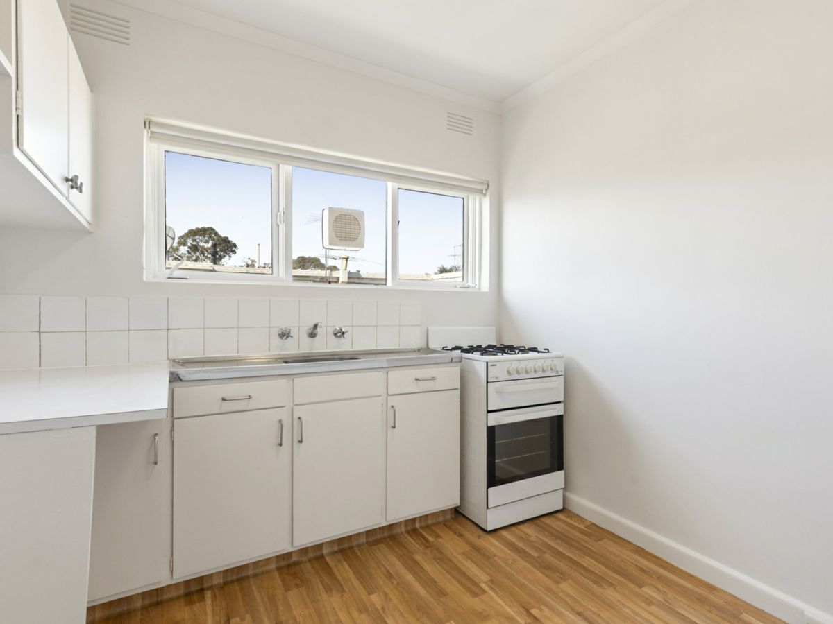 52/5 Fulton Street, St Kilda - image 3