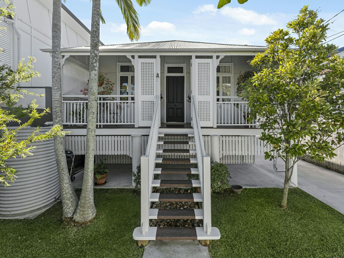 19 Barton Road, Hawthorne - image 1