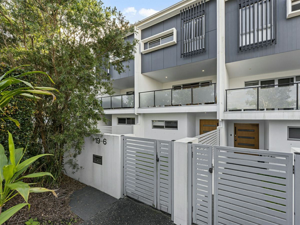 19/6 Griffith Place, Seven Hills - image 1