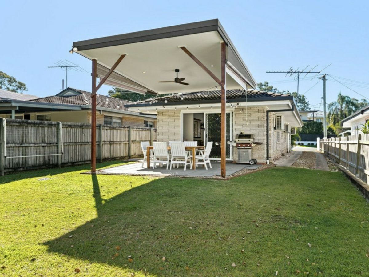 13 Mornington Crescent, Morningside - image 1