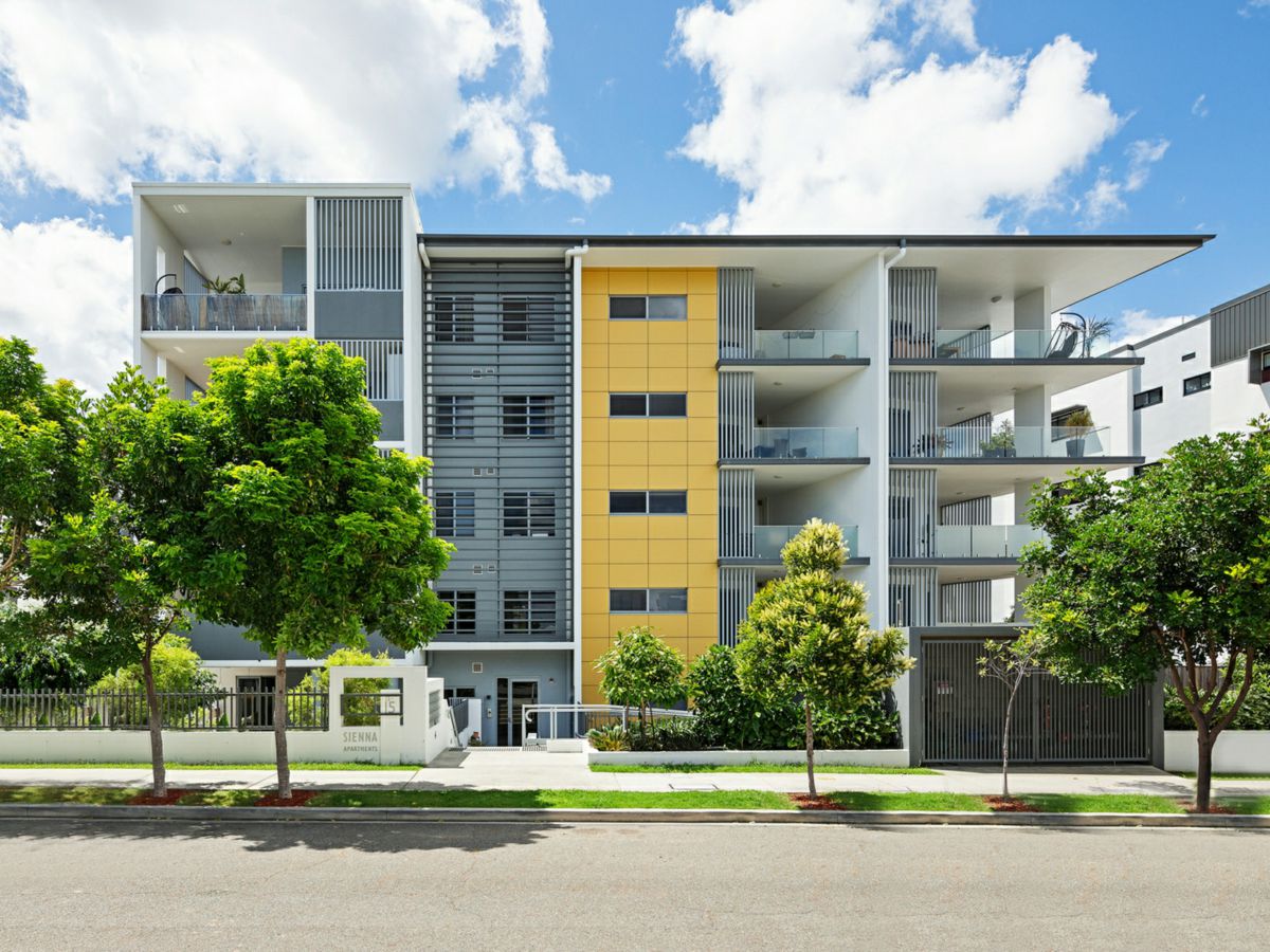 104/13 Rawlinson Street, Murarrie - image 1