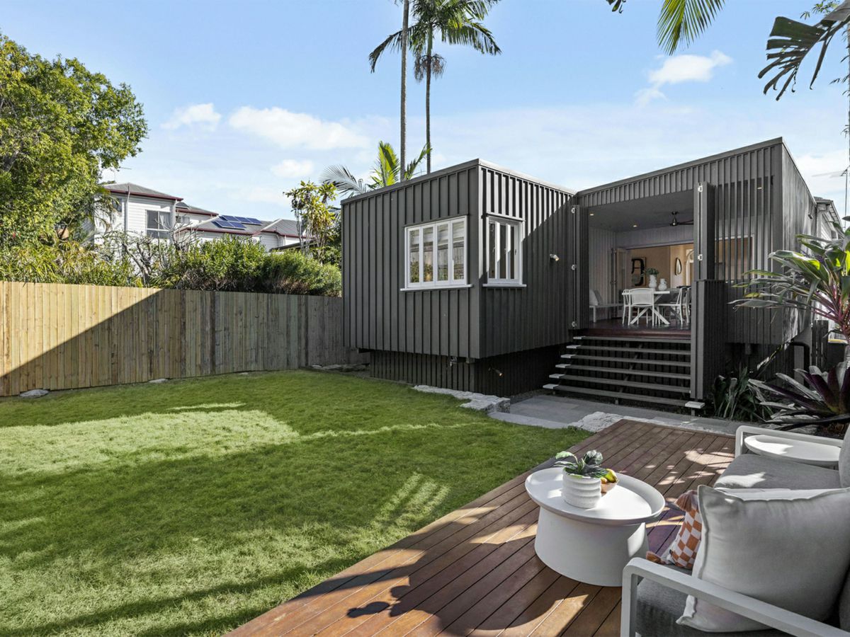 19 Northcote Street, East Brisbane - image 2