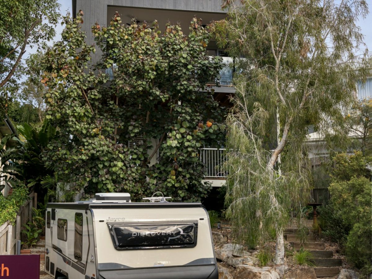 66 Fifth Avenue, Balmoral - image 1