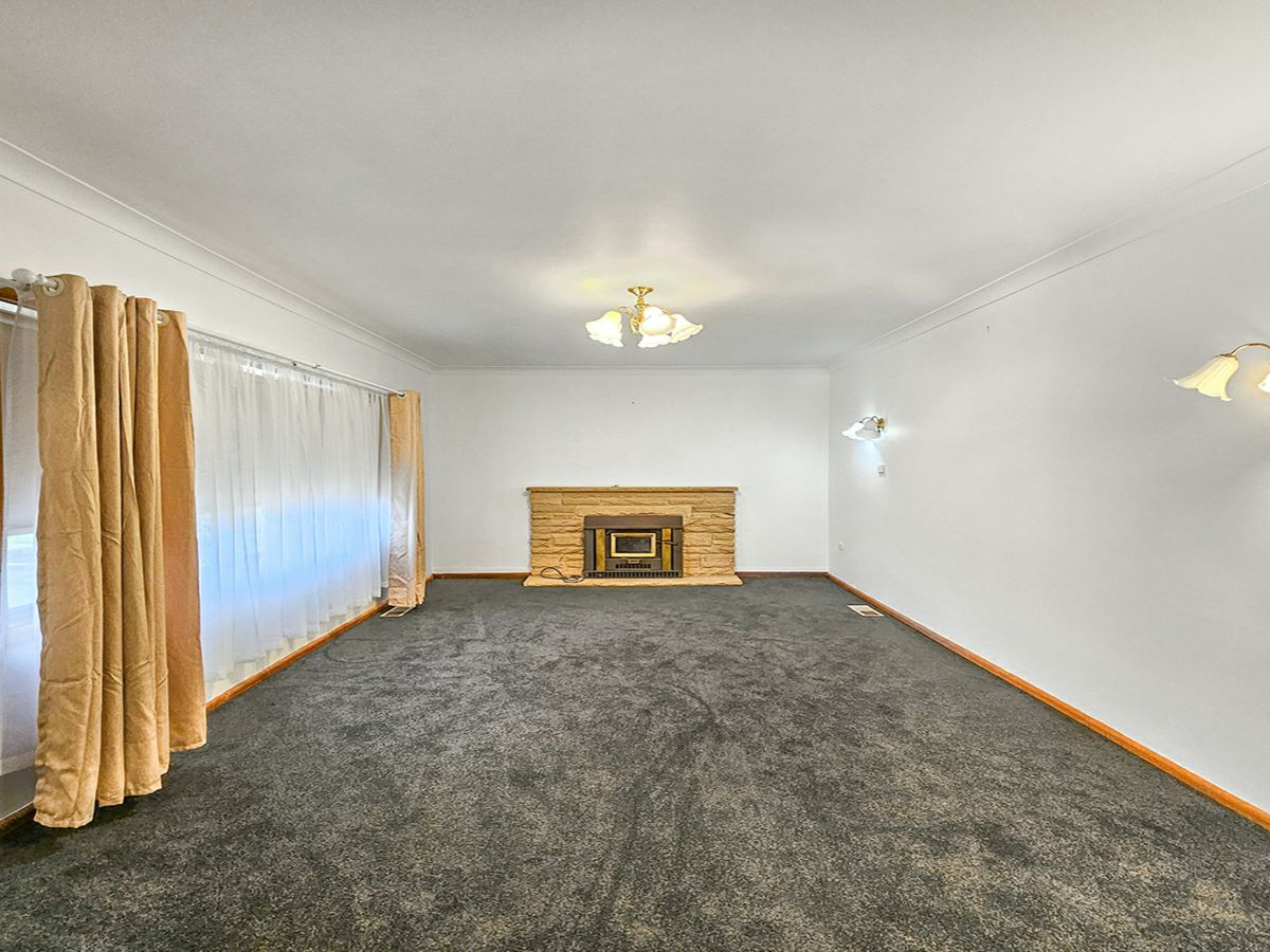 22 Wattle Grove, Lithgow - image 3