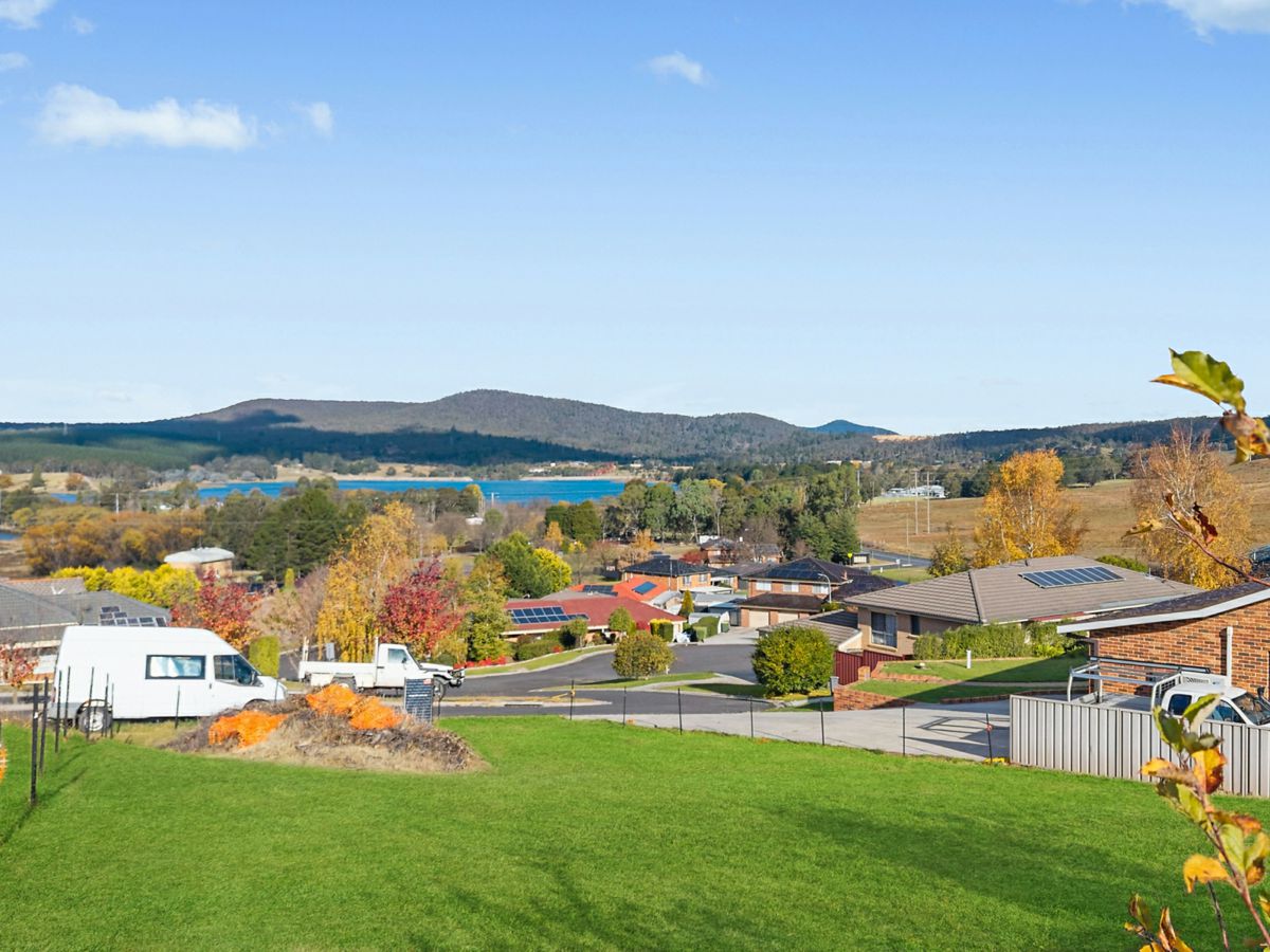 39 Blackett Drive, Wallerawang - image 2