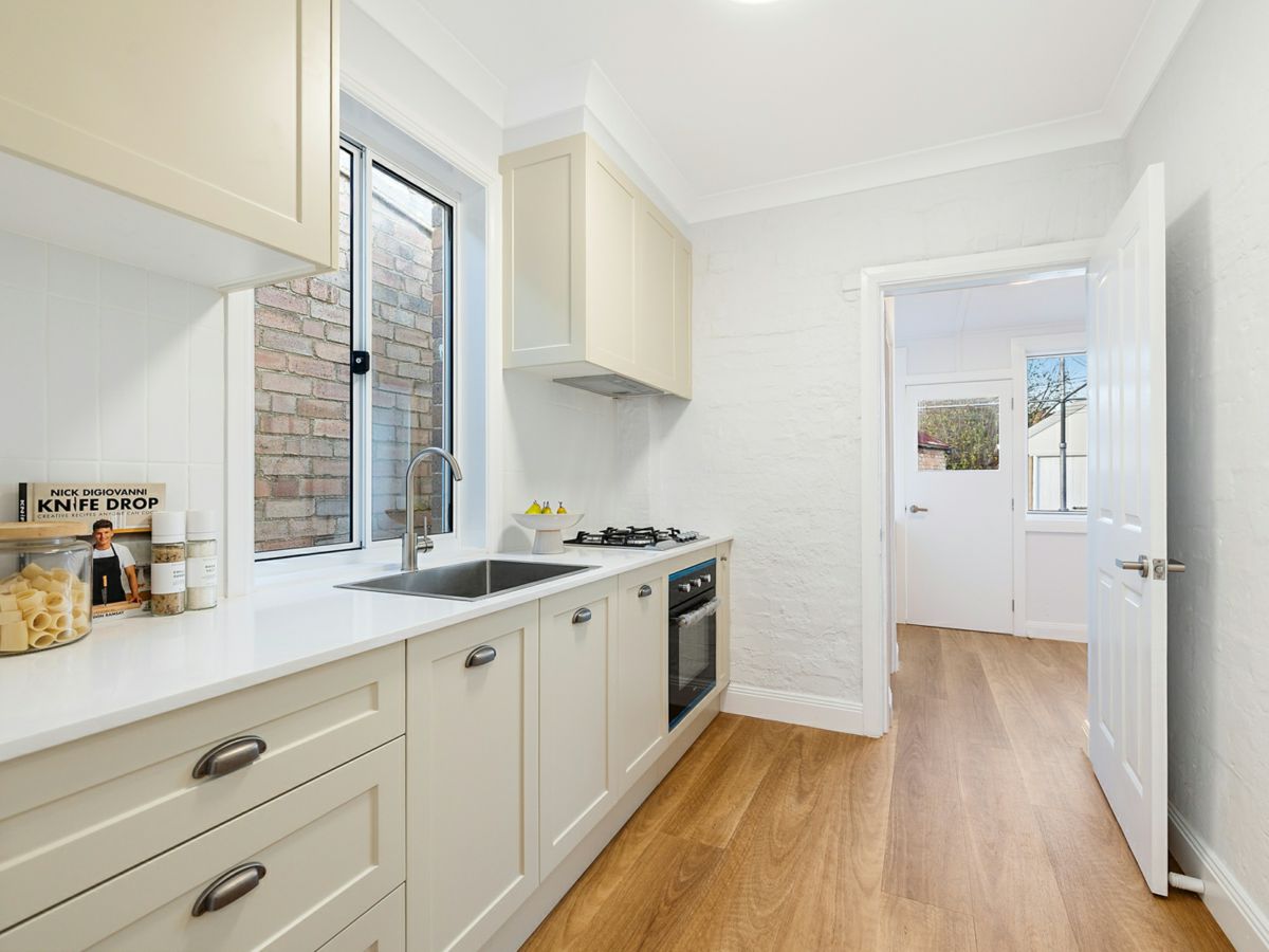 37 Roy Street, Lithgow - image 2