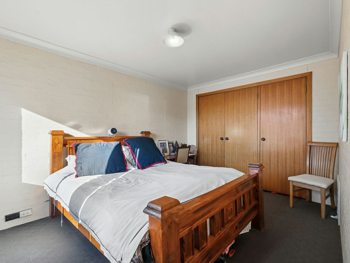 1/76 & 2/76 Hartley Valley Road, Lithgow - image 2