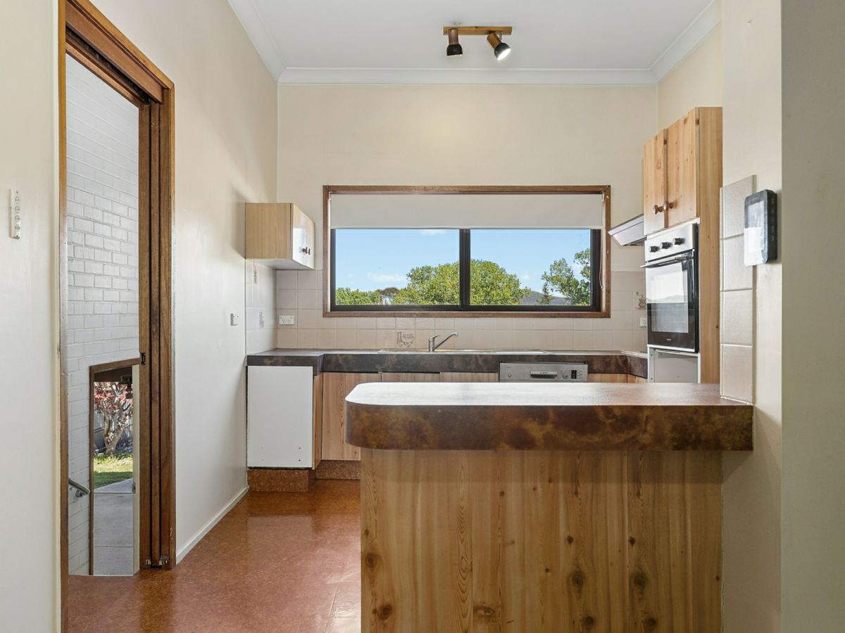 26 Padley Street, Lithgow - image 2