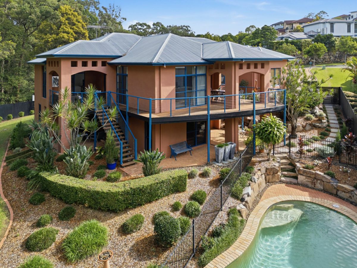 39 Ironbark Place, Bridgeman Downs - image 1