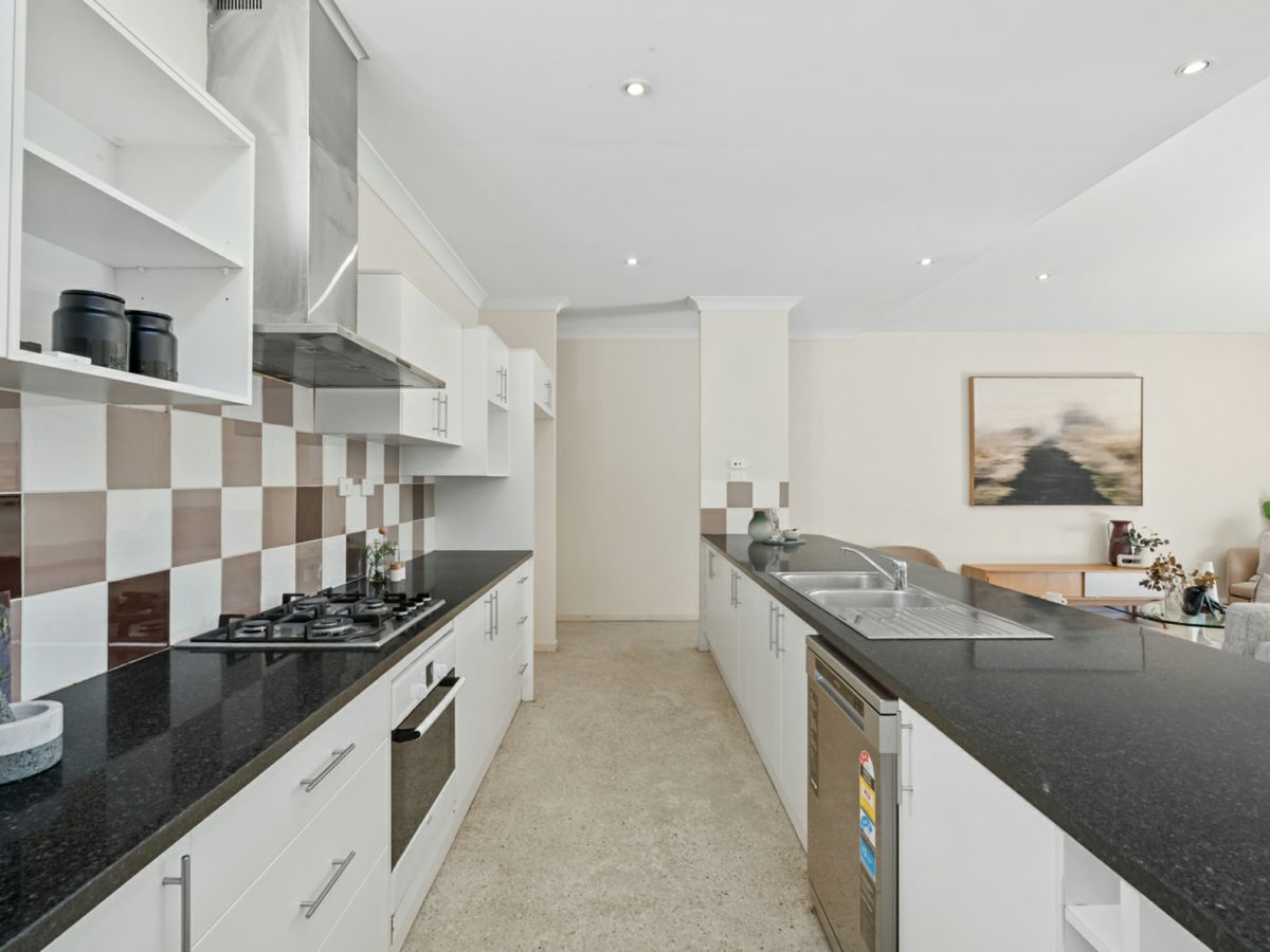 27 Tarm Street, Wavell Heights - image 2