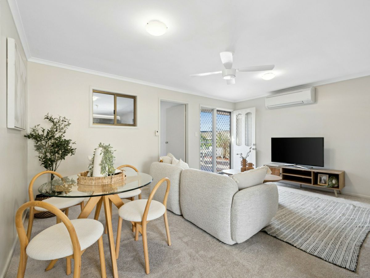 119/11 West Dianne Street, Lawnton - image 1