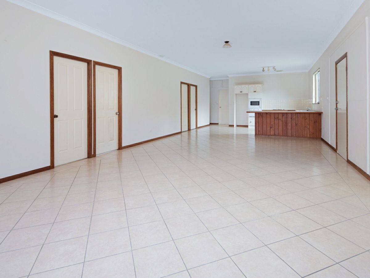 4 Jersey Road, Moruya - image 3